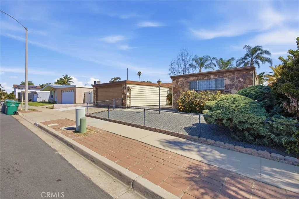 https://cdn.realtyfeed.com/cdn/127/306673010/cced5ecd298475c9c8accfe4c0866321.webp