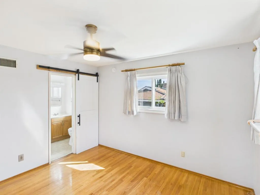 https://cdn.realtyfeed.com/cdn/127/306673050/2c7d25084a6e085aa342f45af4104b57.webp