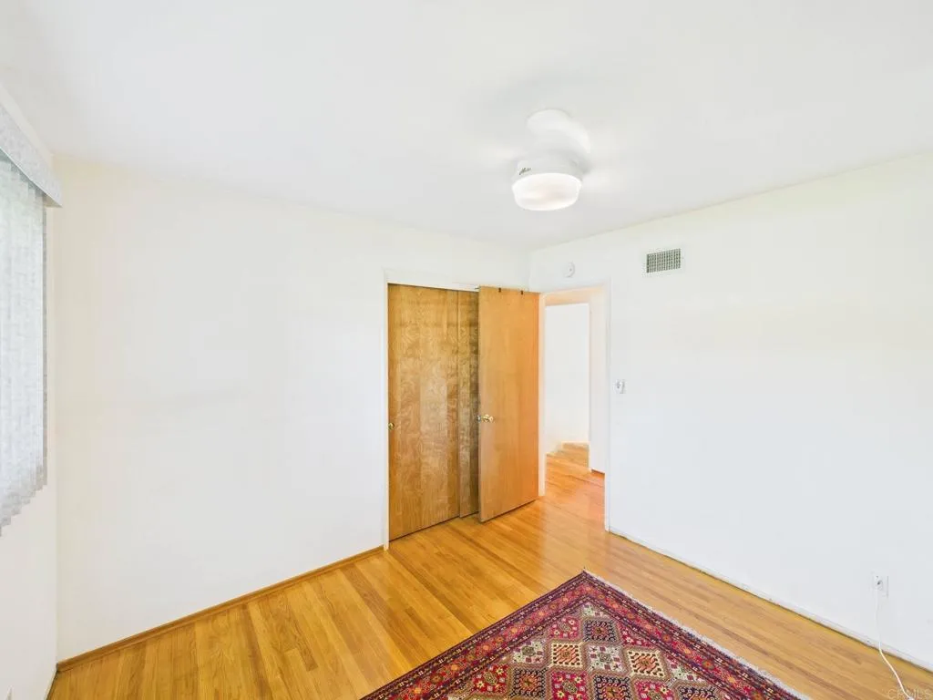 https://cdn.realtyfeed.com/cdn/127/306673050/5ccfd47ec7d1b5b00481ed13f49a2840.webp