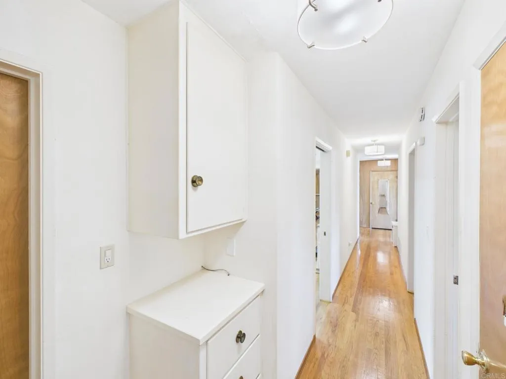 https://cdn.realtyfeed.com/cdn/127/306673050/6df92f68f1b7a008537a4fe2ee1aab1d.webp