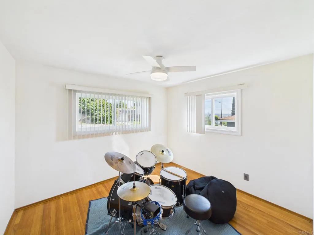 https://cdn.realtyfeed.com/cdn/127/306673050/a5f4a2b4bb4c870a08279bac51a780cb.webp