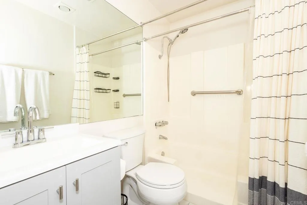 https://cdn.realtyfeed.com/cdn/127/306673115/425ed0ae732da371f6cc30db6c244f8c.webp