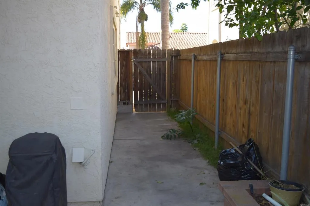https://cdn.realtyfeed.com/cdn/127/306673157/3855be7d0423941c8a6b12297e58fbe7.webp