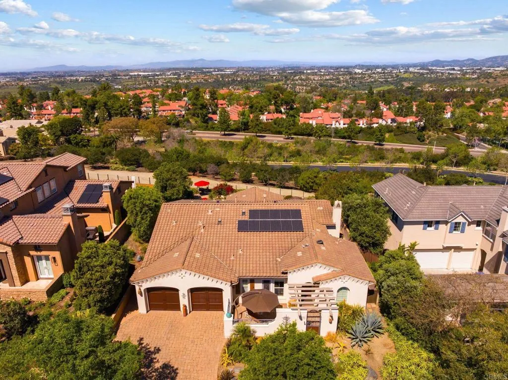 https://cdn.realtyfeed.com/cdn/127/306673162/3684339be9940307f983ec7f985db3a7.webp
