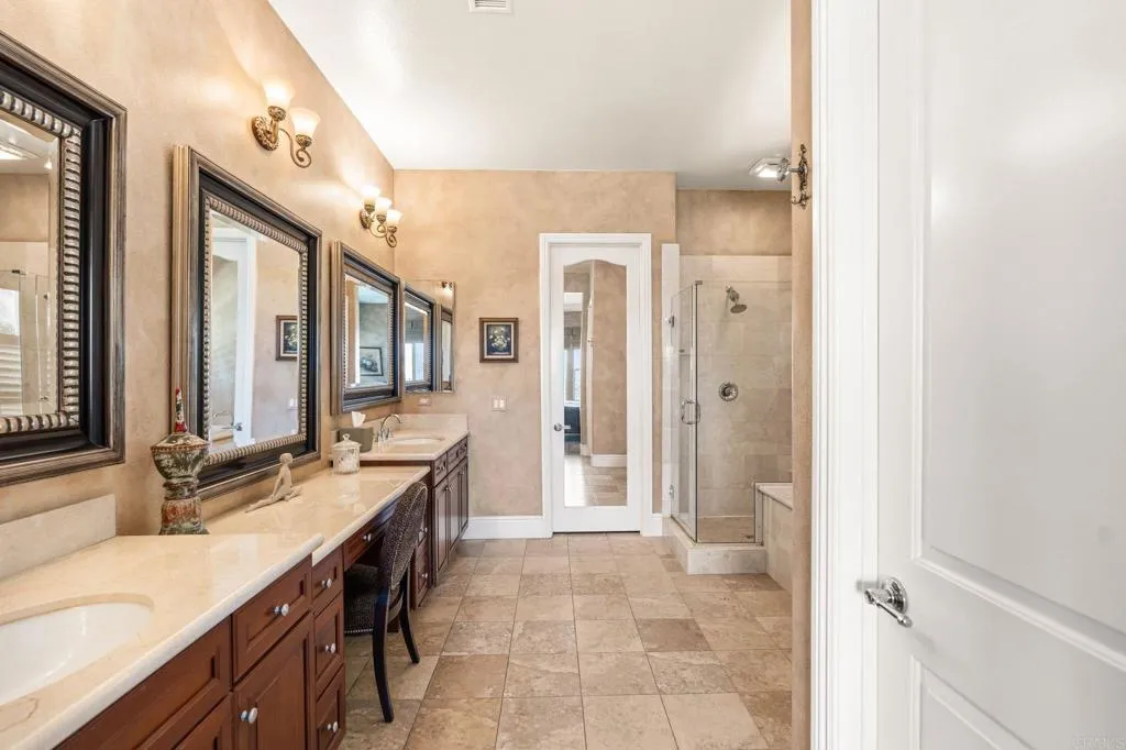 https://cdn.realtyfeed.com/cdn/127/306673162/5e12fa1df74611525086df2ba54270c5.webp