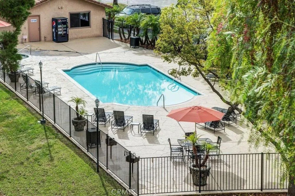 Photo #3: IG26062598 Listing: Photo #3