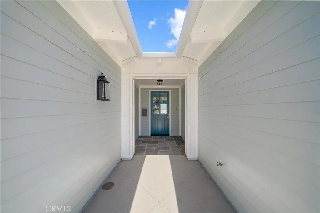 101 Via Colusa, Redondo Beach, CA 90277 - Photo 3 of 31, Redondo Beach, CA