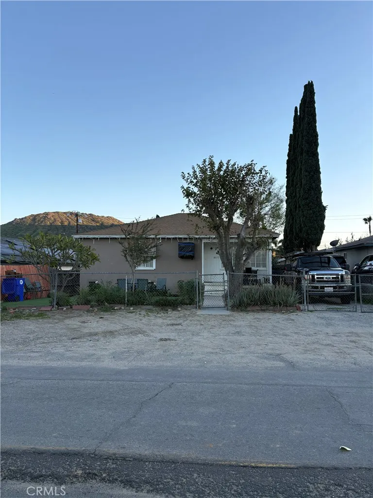 18177 11th, Bloomington, CA 92316