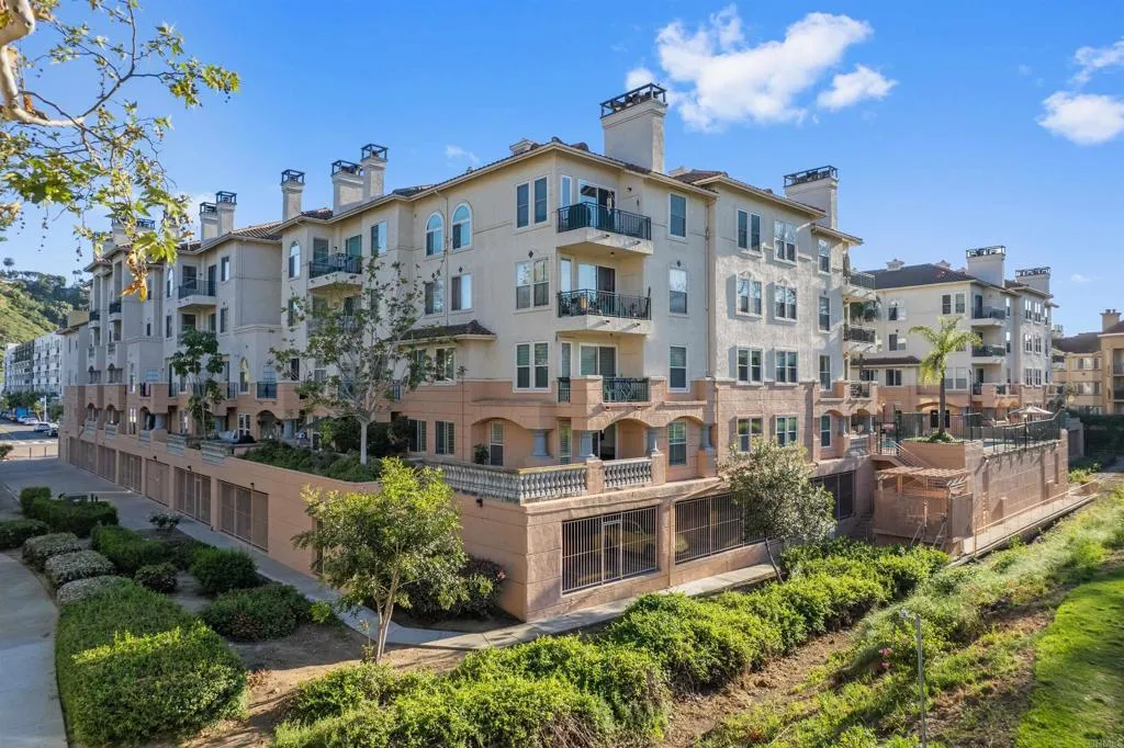 https://cdn.realtyfeed.com/cdn/127/306673250/45e9d32f274b9e747918a915c6f7dc2a.webp