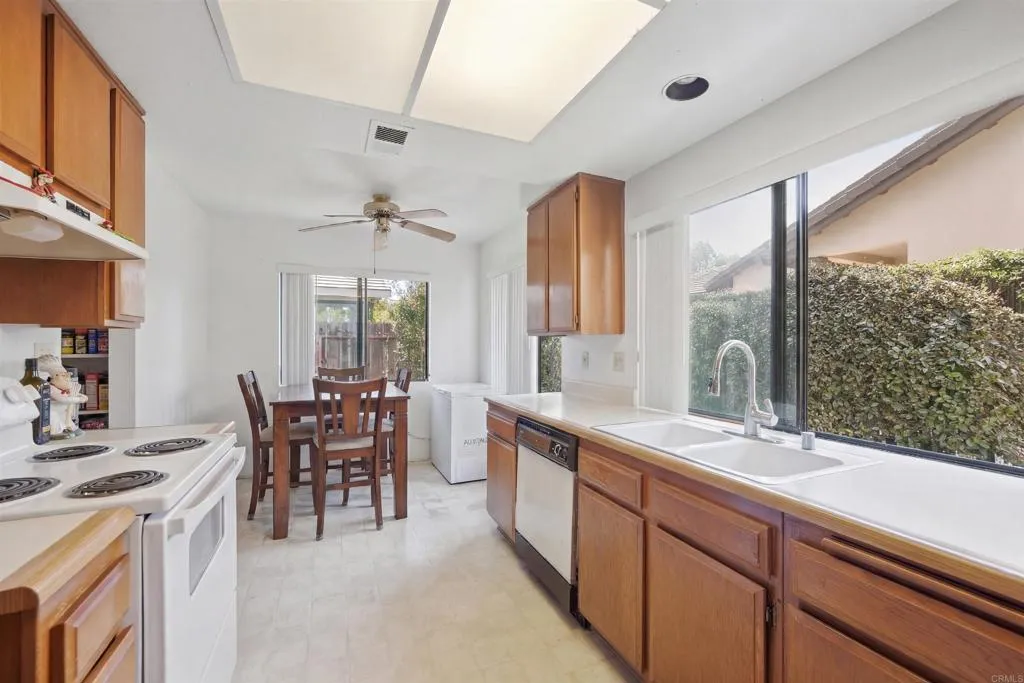 Photo #8: NDP2602753 Listing: Photo #8