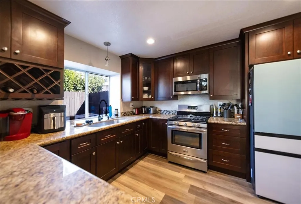 https://cdn.realtyfeed.com/cdn/127/306673295/520df41cbcba5dfeffe842bb0b44e674.webp
