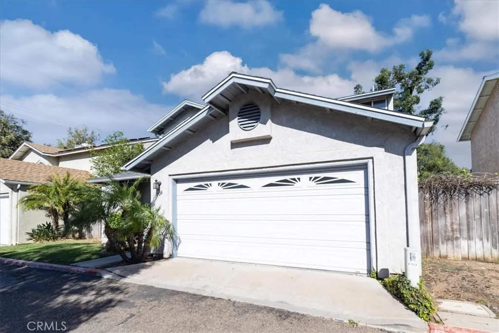 https://cdn.realtyfeed.com/cdn/127/306673295/6a4aa36afe49117f3dcb50e43603b402.webp