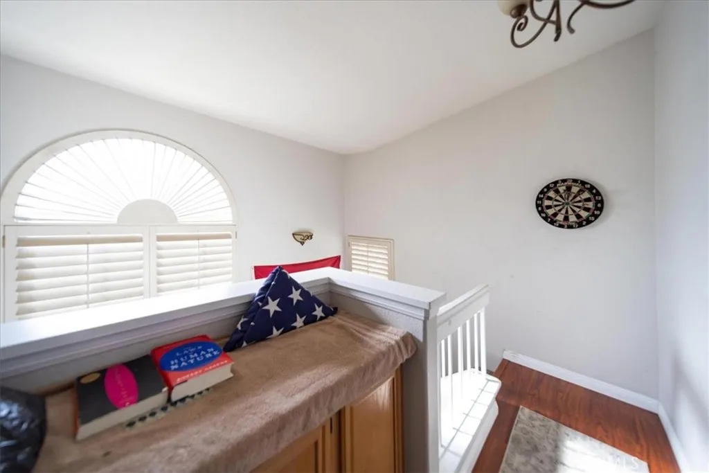 https://cdn.realtyfeed.com/cdn/127/306673295/bd428d862db09aa2e0b8d88ecbe9e8c6.webp