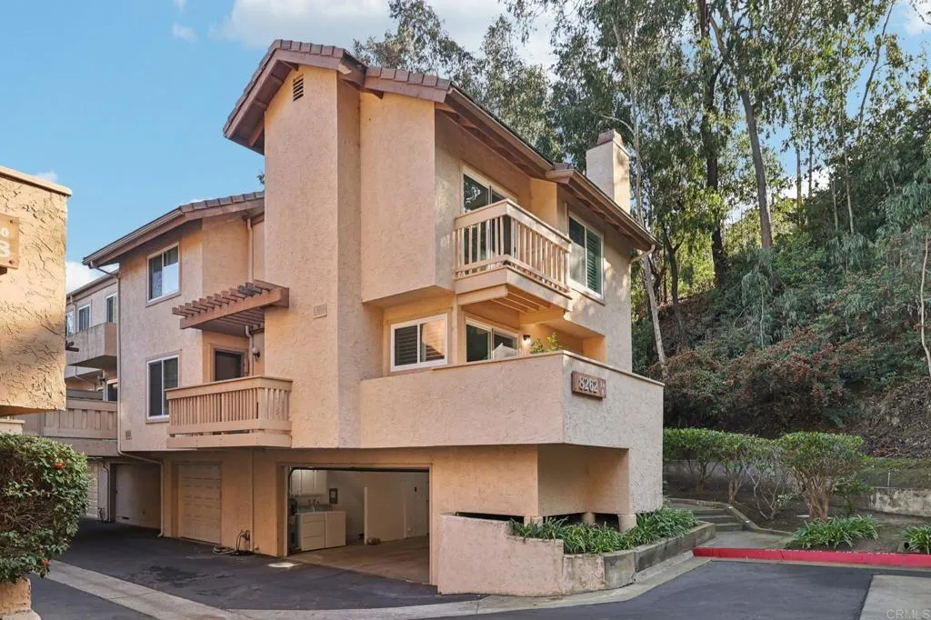 https://cdn.realtyfeed.com/cdn/127/306673302/a0be6332388869927812089aa55e1b28.webp
