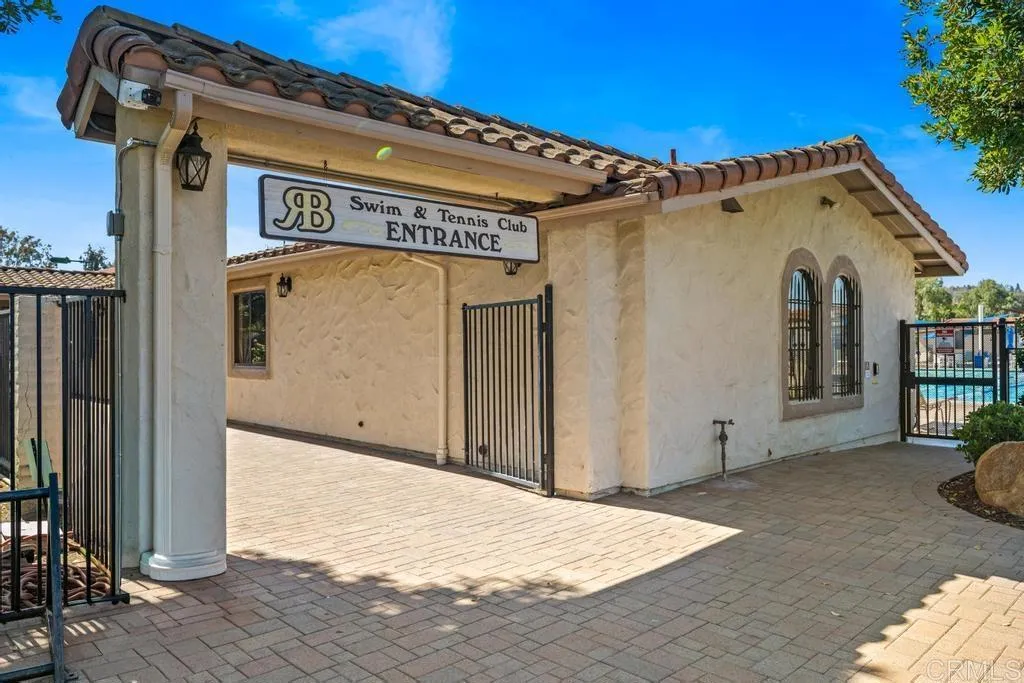 https://cdn.realtyfeed.com/cdn/127/306673315/303f8f57abb51b85b99147e2e7dbe648.webp