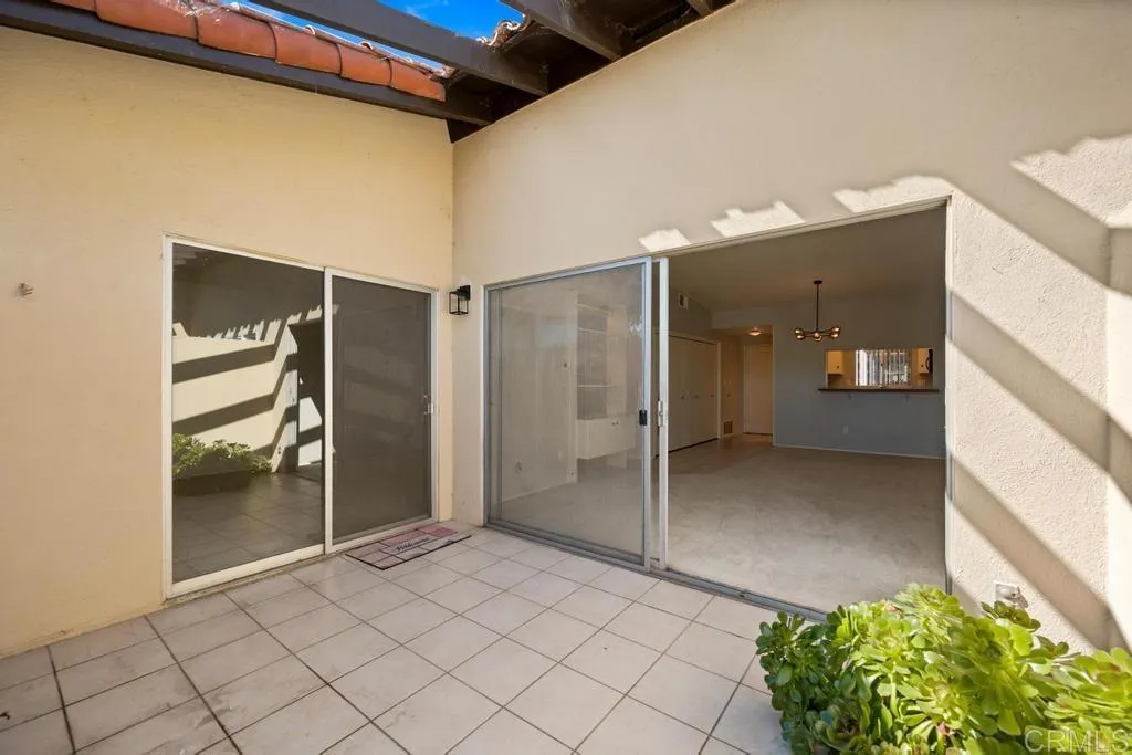https://cdn.realtyfeed.com/cdn/127/306673315/4c63a157f0ddf2714e2ece33452e354d.webp