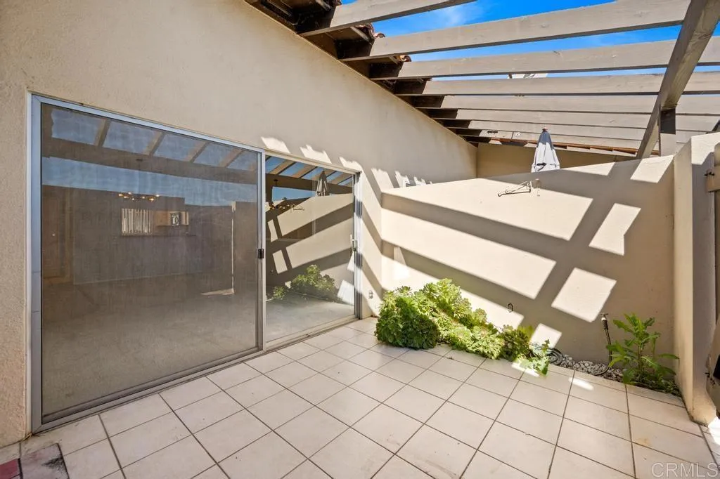 https://cdn.realtyfeed.com/cdn/127/306673315/50a85c643bc40af69ac87c94b4882cc2.webp