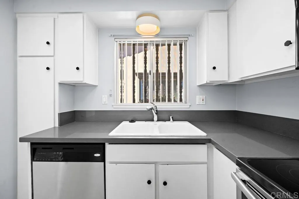 https://cdn.realtyfeed.com/cdn/127/306673315/878fd07dec16e6f476d9ff36d94c0522.webp