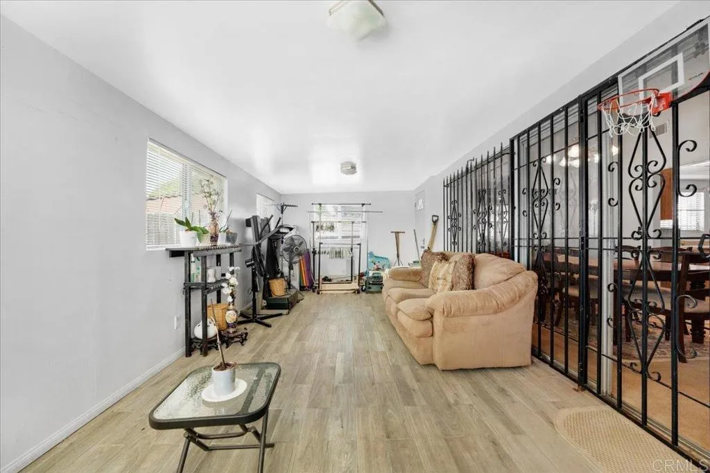 https://cdn.realtyfeed.com/cdn/127/306673386/000fc89530657724125307d3e4099d96.webp