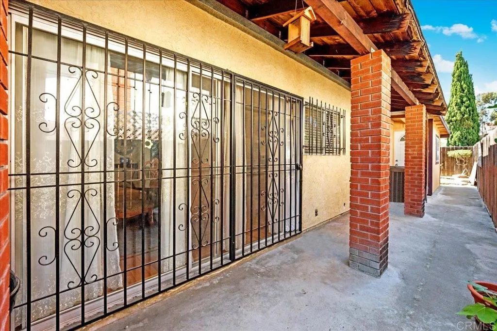 https://cdn.realtyfeed.com/cdn/127/306673386/10f5dd8f19a4d0045c67c1e948e0e026.webp