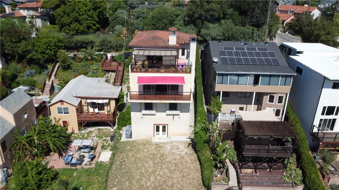 633 Sunnyhill Drive, Los Angeles, CA, 90065