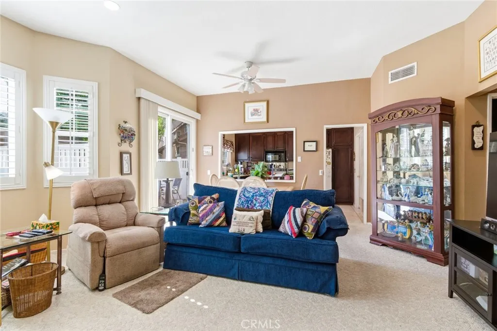 24376 Larchmont Court, Laguna Hills, CA 92653 - Photo 5 of 29, Laguna Hills, CA