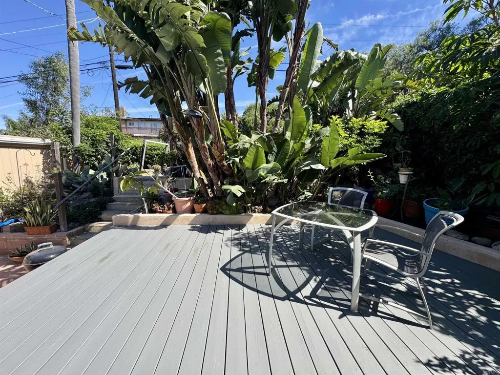 https://cdn.realtyfeed.com/cdn/127/306673562/a42105173902e0e13d771397a7b9b76d.webp