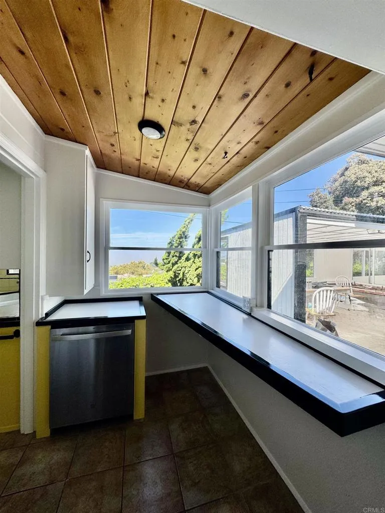 https://cdn.realtyfeed.com/cdn/127/306673562/a5a4040c7db399488c009c0326b04384.webp