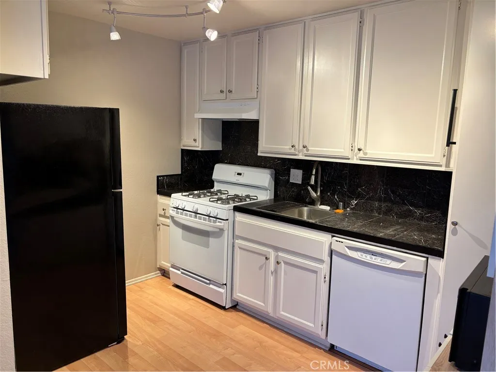 16971 Hoskins, Huntington Beach, CA, 92649