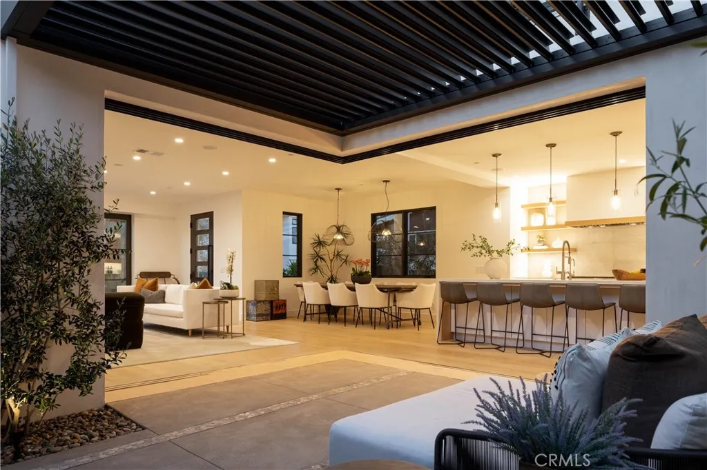 304 Goldenrod Avenue, Corona Del Mar, CA, 92625