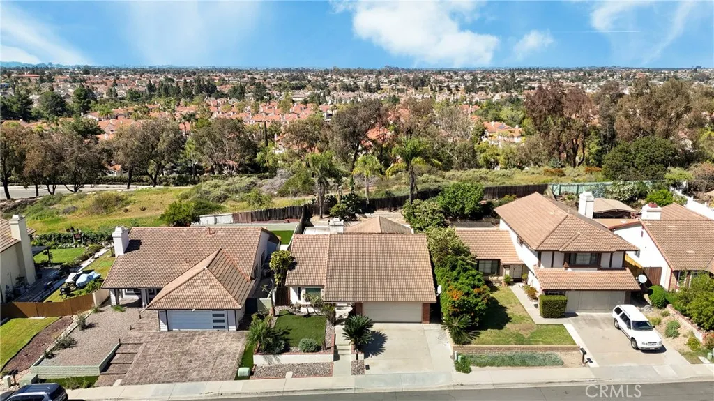 https://cdn.realtyfeed.com/cdn/127/306673668/1f65f235e61837c29444f702a34dbf20.webp