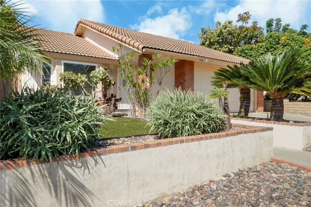 https://cdn.realtyfeed.com/cdn/127/306673668/5cc2b9205ee35920622cdc9f0889b1de.webp