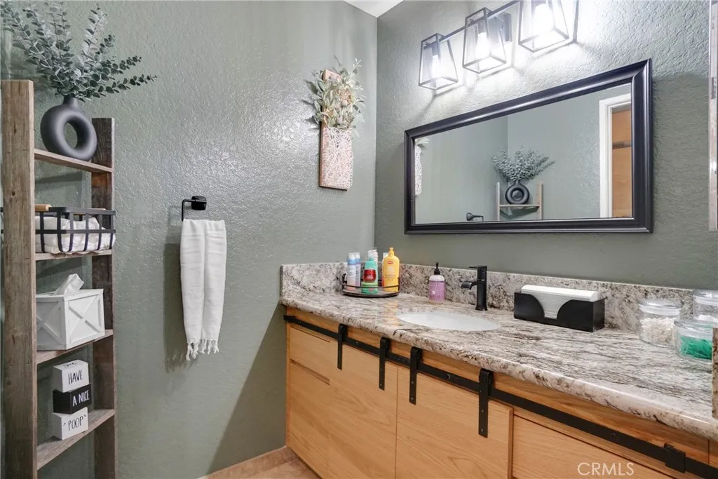 https://cdn.realtyfeed.com/cdn/127/306673668/ba680fed17c21d15a6626ef2dedb3c3d.webp