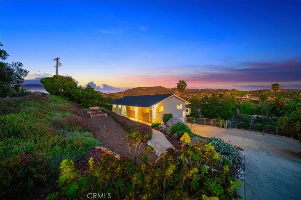 https://cdn.realtyfeed.com/cdn/127/306673670/0d109deb334b172c6594cd7f8f7bb69c.webp