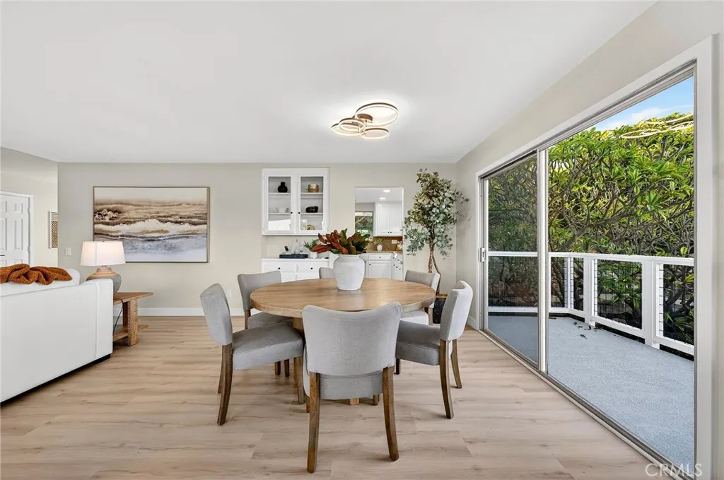 https://cdn.realtyfeed.com/cdn/127/306673670/670e4ec9a8d1a37b5dd8c7300033a621.webp