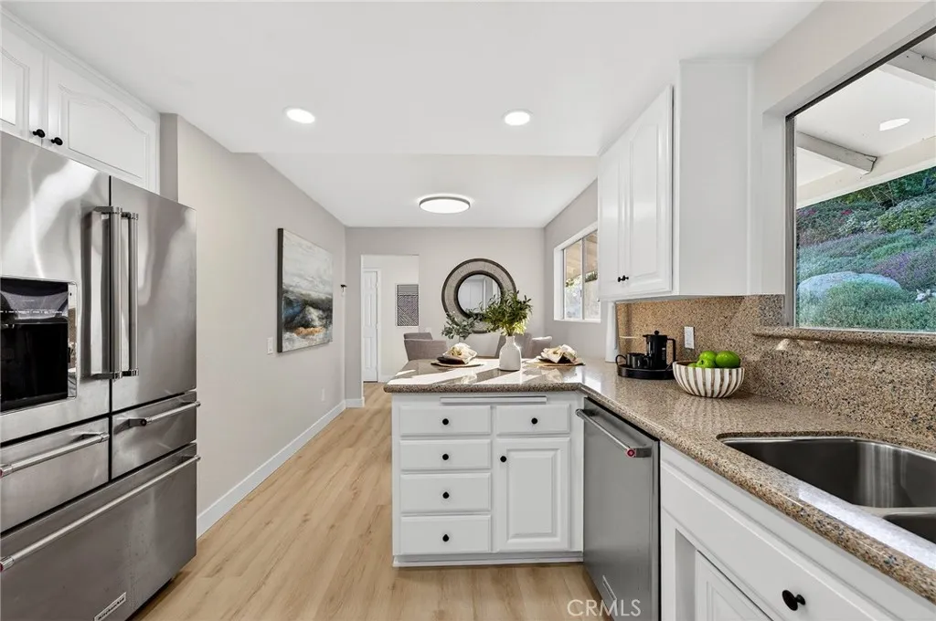 https://cdn.realtyfeed.com/cdn/127/306673670/c2932bd7c3edf5166a2b0f3342ba1c9d.webp
