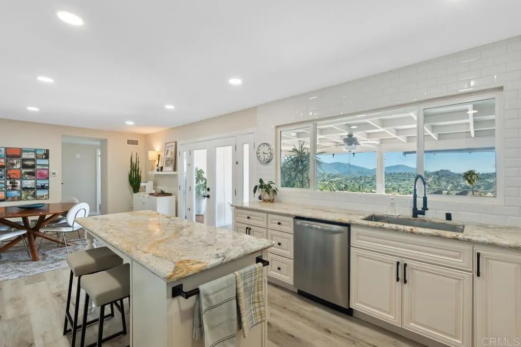 https://cdn.realtyfeed.com/cdn/127/306673671/a97c927ae6be95337ae0d8be7028c3db.webp
