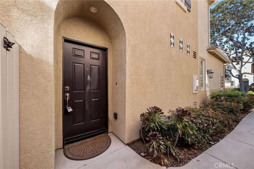 https://cdn.realtyfeed.com/cdn/127/306673681/116ac6444d31c86bb7ac3e744a704d72.webp