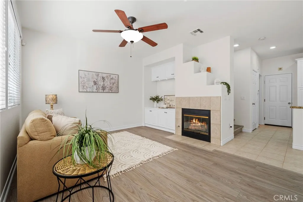 https://cdn.realtyfeed.com/cdn/127/306673681/302c82ff8a3f5c49933d2bb93f9ca3eb.webp