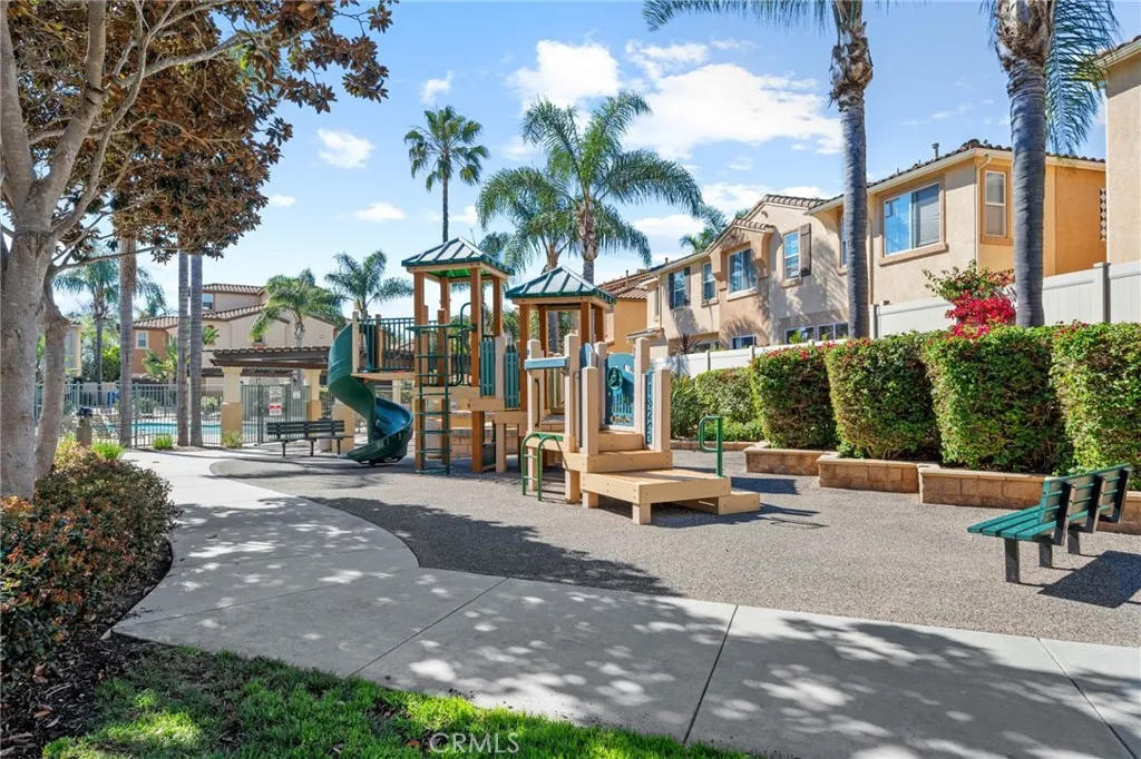 https://cdn.realtyfeed.com/cdn/127/306673681/709db197c0caca814370c3b6ff55094b.webp