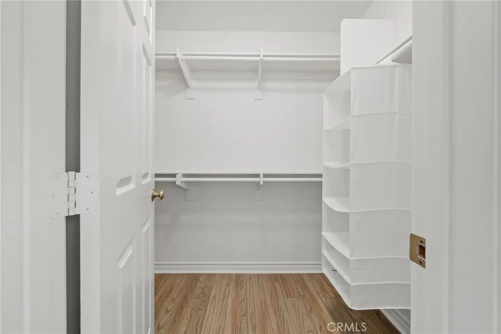 https://cdn.realtyfeed.com/cdn/127/306673681/7cbb5c9876d60393060c7feae7ceae31.webp