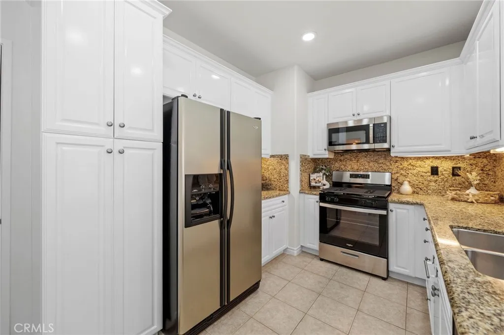 https://cdn.realtyfeed.com/cdn/127/306673681/83de2b4ebb38a3b755b89a7bed2fa638.webp