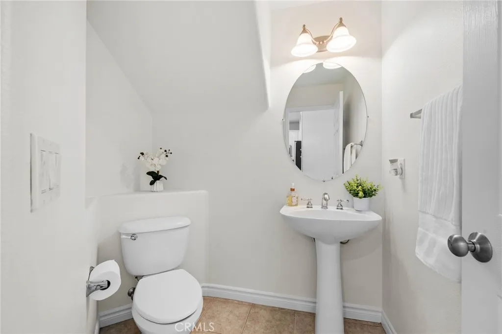 https://cdn.realtyfeed.com/cdn/127/306673681/8c30079767bebbe5d5fb6745a4bd4c8f.webp