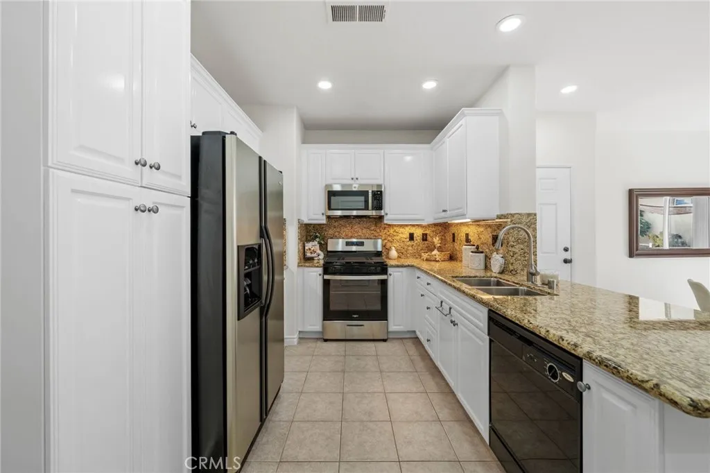 https://cdn.realtyfeed.com/cdn/127/306673681/ef068a4df581f68bff3644ec2b9bd08b.webp