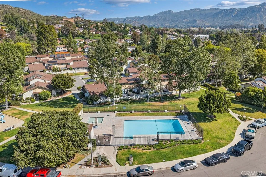 https://cdn.realtyfeed.com/cdn/127/306673706/7021093e035f1659a9de89d7bfef41e8.webp