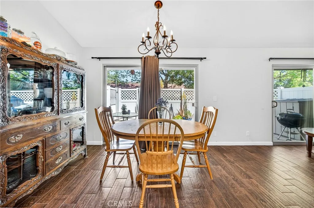 https://cdn.realtyfeed.com/cdn/127/306673706/894abbe26f53143c35a3bd23f7f3c99d.webp