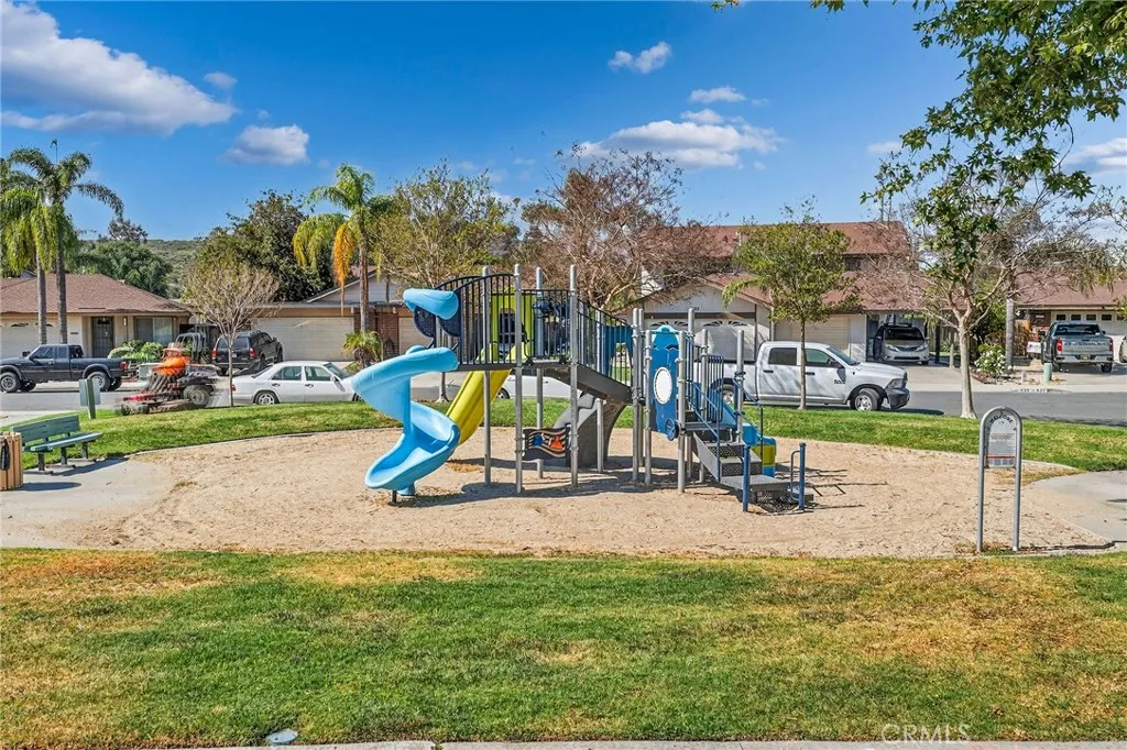 https://cdn.realtyfeed.com/cdn/127/306673706/c832f2a4af8ae7d521a91996289b7a5c.webp