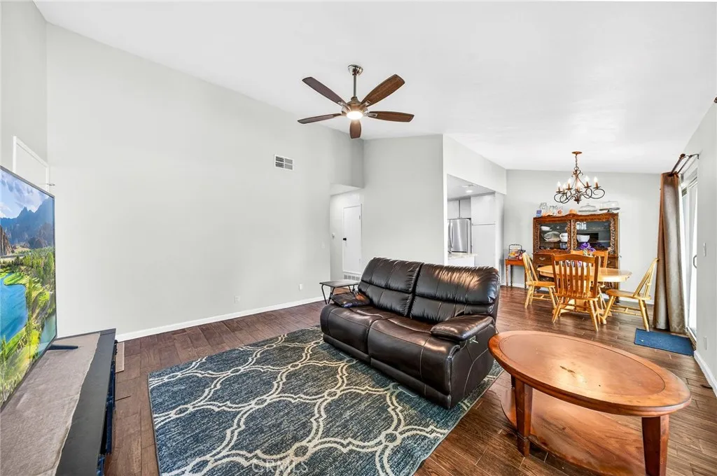 https://cdn.realtyfeed.com/cdn/127/306673706/c9ec4bd97d8f6ade01ff8959b69b40ab.webp