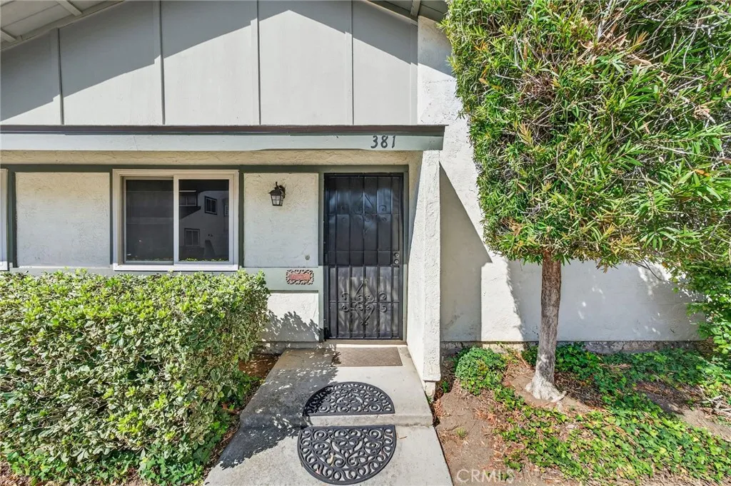 https://cdn.realtyfeed.com/cdn/127/306673706/e37552fb5fe2441ab0f6fdc8f6092409.webp