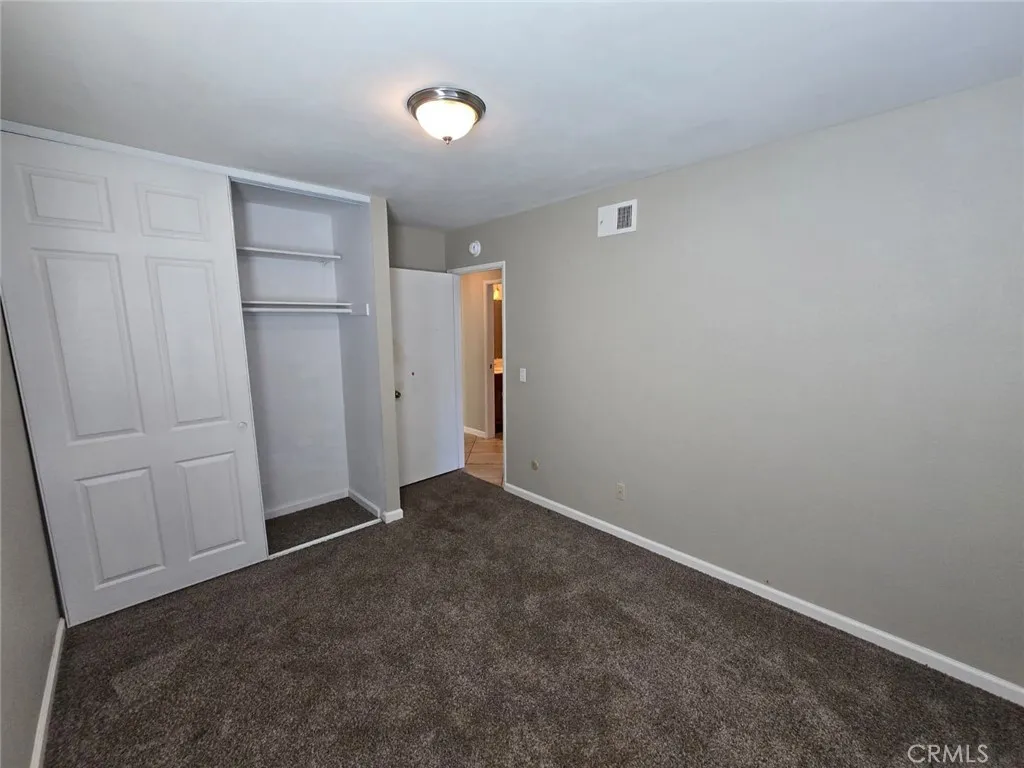 https://cdn.realtyfeed.com/cdn/127/306673737/c906cb3f365f271c899f6d92f672c817.webp